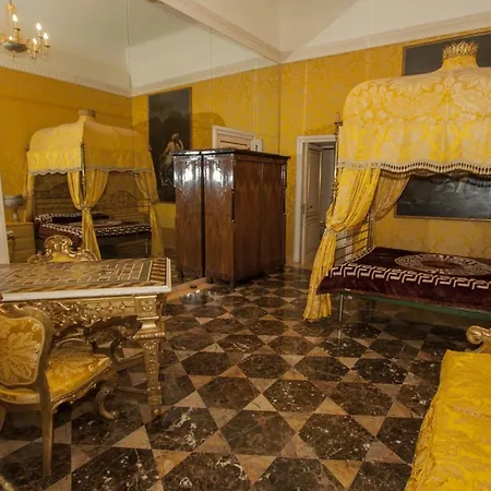 Le Suites Di Jo - Central Station Bed & Breakfast *