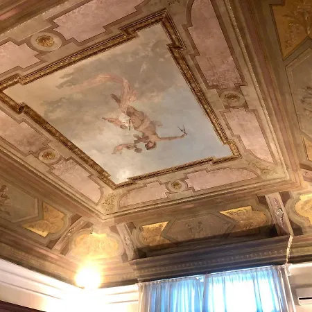 Couette-café Le Suites Di Jò - Central Station *